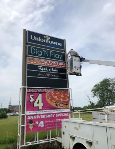 Cincinnati Pole Signs